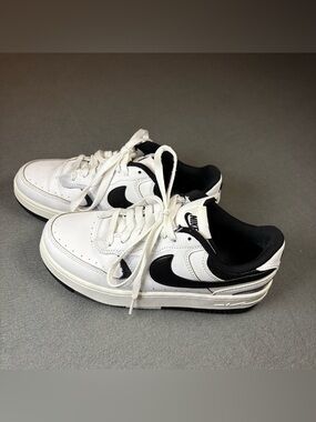 Nike Gamma Force Women's – White/Black-Summit White Size 7